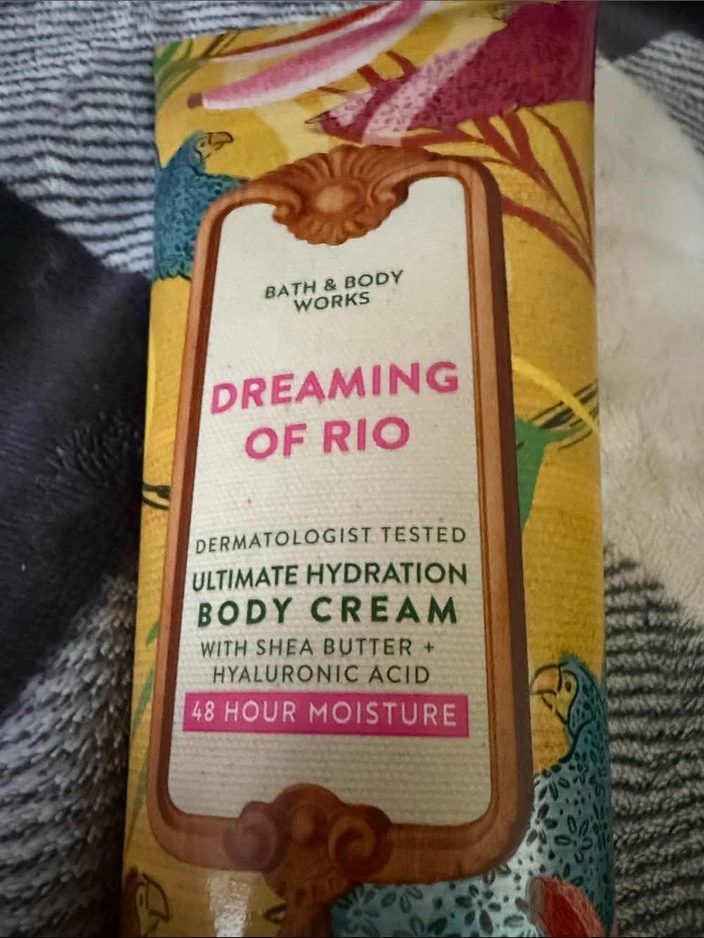 Bath & Body Works Dreaming of Rio Body Cream - Yellow, Pink, Blue